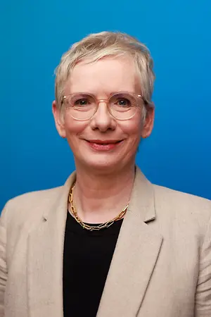 Porträt von Dr. Petra Bahr