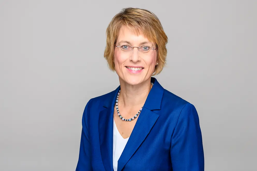 Portät von Dr. Sandra Garbade